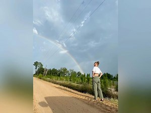 MARIA MENOUNOS on Instagram: "This was definitely a year of transformation. I found meditation - @drjoedispenza specifically and my life changed forever. I had fun career moments-working with @mikemyers in the Pentaverate being a highlight and starring in my first movie. A healing journey took place, lots of amazing relationships were built, my show rebranded to “heal squad x maria menounos”, I launched my first merchandise collection, visited the arctic circle, spent quality time with my family