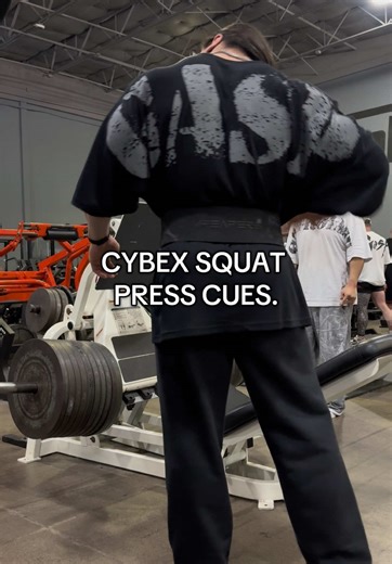CYBEX SQUAT PRESS CUES. 1. As always big breath and brace before every rep. 2. Get the absolute full ROM without letting your heals come off the pad. 3. Own every part of the eccentric. Especially the bottom portion. 4. When driving up focus on driving through the pad. 5. For more quad emphasis place feet as low as possible on the platform. 6. Now perform every rep perfectly. 7. Every rep should look identical. 8. Lastly and most importantly. TRAIN WITH INTENSITY😝. NOW GO GROW SOME MASSIVE QUAD
