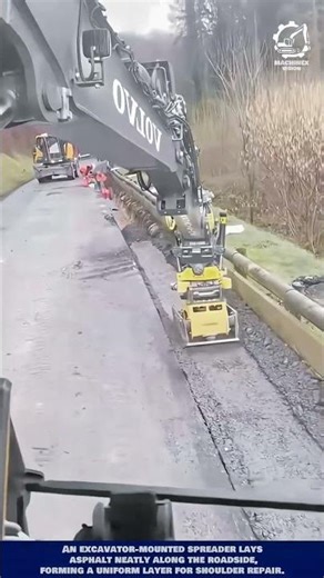 Excavator Asphalt Grading Machine Innovation for Road Shoulder Repair