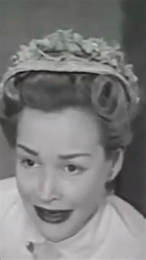 Unraveling the Organized Mess: Sherlock Holmes on Crime Scenes