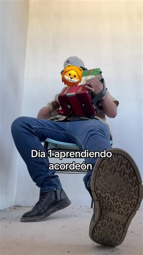 Acompáñenme con mi proceso de aprender, se aceptan consejos #acordeon #aprendiendo