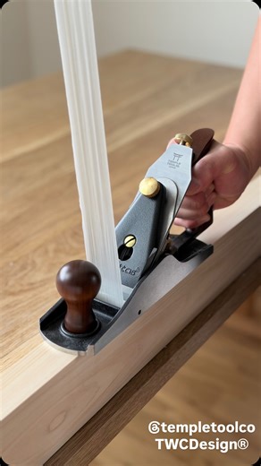 Takurou Seino on Instagram: "The Secret of Sharpness Is Right Here @templetoolco has released a new blade for Western-style hand planes. To be honest, I’m not very familiar with Western planes. The stock blades I’ve used before always felt like they took a long time to sharpen. This new blade, however, is made from Aogami (blue paper steel), a steel commonly used in Japanese planes. As a result, I found it much easier to sharpen and easier to achieve a consistent, sharp edge 👍 It’s now availabl