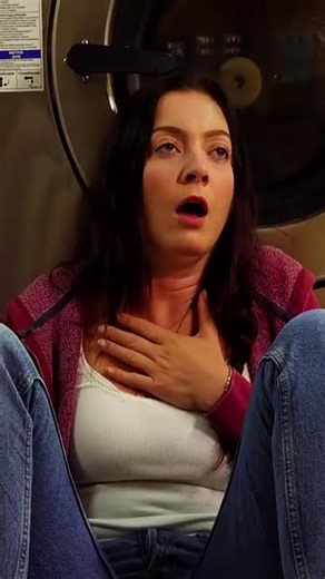 Smiling women 4 : horror movie