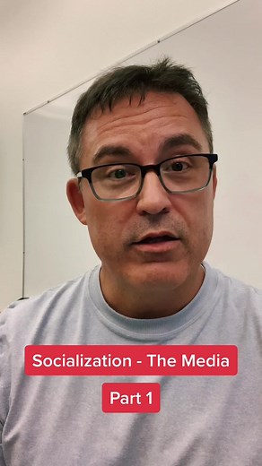 Agents of Socialization- The media - Part 1 #sociology #sociologymajor #sociologystudent #socialization