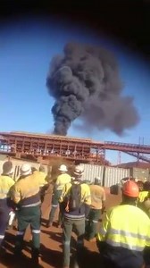 91K views · 671 reactions | Fire in the screenhouse at Cloudbreak Mine, Western Australia 27-6-15 | Mining Mayhem | Facebook