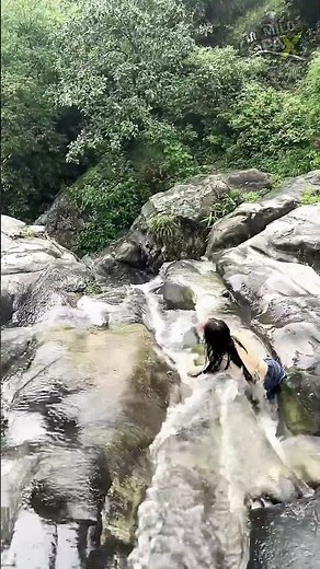 These Rocks Are More Dangerous Than Ice 😱🪨💦