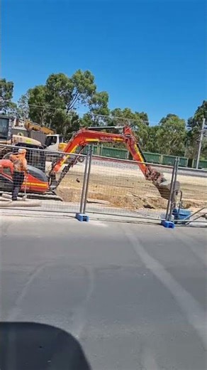 TGE freight train passes at construction Midland station #aurizon #arg #transperth #metronet #train