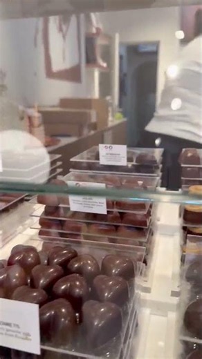 Discovering Artisanal Chocolates, Belgium, Expat Explore Travel from Andrea W. 🇧🇪