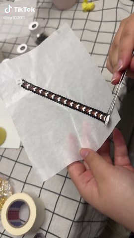 DIY Hello Kitty Keychain Tutorial