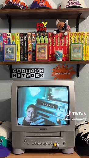 Reese’s Puffs cereal commercial from 2003! #fyp #foryoupage #nostalgia #nostalgic #early2000s #2000s #vintage #commercial #90skids #reesespuffs #food