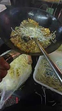 🔥 Chinese Fried Rice LIVE! Explosive Wok Fire & Flying Spatula 蛋炒饭