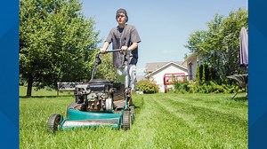Save gas! Consumer Reports tests the best battery-powered lawnmowers
