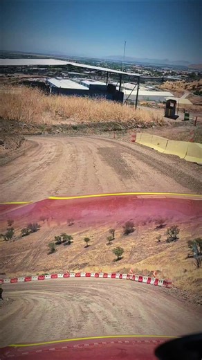 Videos de ROBYN🦂KACIKE🎱🇨🇱 (@robynkacike) con “sonido original - Felipin Gatica”