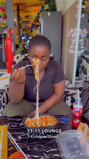 REMEMBER TO EAT IT HOT!! 11:11 Lounge LOADED FRIES 💕✌️ #koforidua #fyppppppppppppppppppppppp #loadedfrieskoridua #jaylex360 #1111loungeinkoforidua