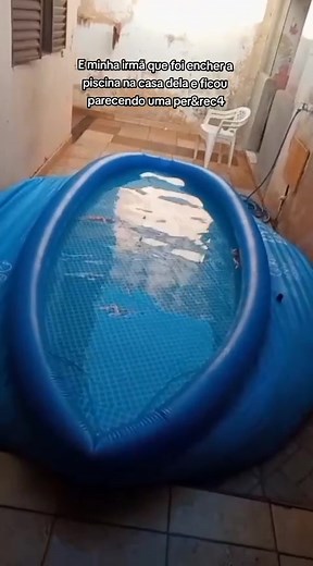 Enchendo a Piscina em Casa: Uma Brincadeira que Viralizou #fyyyyyyy #viraliza #fy