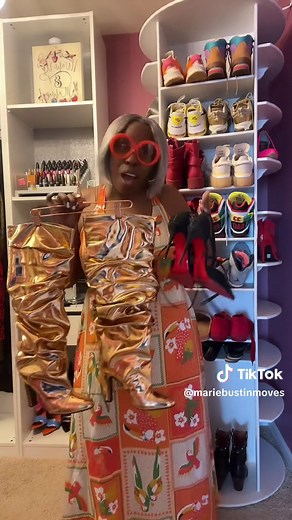 I really got pink 50’s 🥹 Shoes are the way to a woman’s heart 🥹 I can’t be the only one that hangs her boots? 🤔 As a dancer my footwork must be a work of art like my dance moves. Have an amazing week on purpose everyone. #shoecase #footwork #shoecollection #bustinmoves #maryjbligeboots #dancer #mariescloset