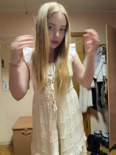 Video di дашка (@_mur_amur_) con оригинальный звук - 𝒔𝒐𝒏𝒈 𝒍𝒚𝒓𝒊𝒄𝒔