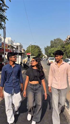 janvi Panipuri Centre on Instagram: "Stressful day at college? 😓 Come unwind with some spicy, tangy, and crispy goodness at Janvi Panipuri! 🌶️✨ #JanviPanipuri #CollegeStressBuster #StreetFoodLove PanipuriAddict SnackTime FoodieVibes ChaatLovers MumbaiEats DesiTreats"