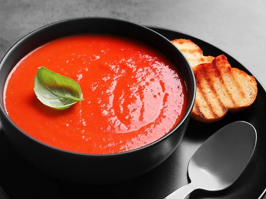 Velouté de tomates à l'italienne : la recette facile