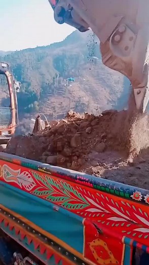Excavator in Action: DOOSAN Heavy Machinery at Work
