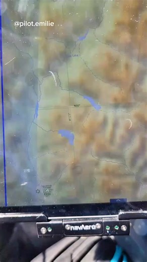 Sometimes I can't believe the views I get paid to look at 🥰🥲. Lake Garibaldi, BC 🇨🇦#pilot #fyp #FreestyleFridays #flying