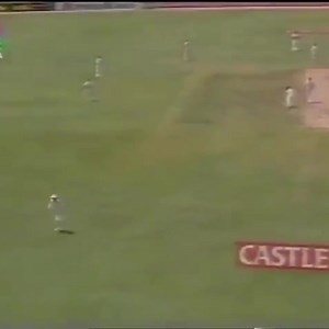 #OnThisDay in 1992 Sachin Tendulkar Scored 111 vs SA at Johannesburg and became Youngest ever player to Score Century in Southafrica (19yrs 218d) 💥 In Same match, He became Youngest ever player to reach 1000 runs in Test format! | We Miss You SACHIN