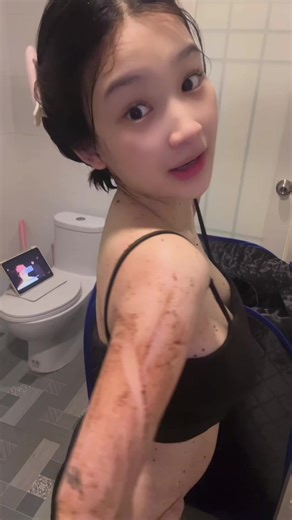 ដាក់ហើយមានអារម្មណ៍ស្បែកស្អាតសាហាវ 😭♥️ #ស្ក្រាប់ធម្មជាតិ #neasabodyscrub