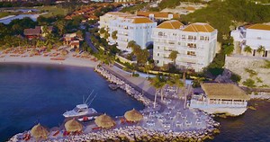 Already planned your vacation? Stay at the these suites with the best ocean view! For bookings check: https://bluebay-curacao.com/accommodations/ocean, call: 5999 888 8800 or email: stay@bluebay-curacao.com | Blue Bay Curaçao