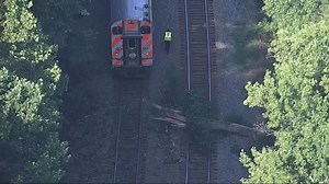 VRE strikes tree near Burke Centre Station; delays expected, officials say
