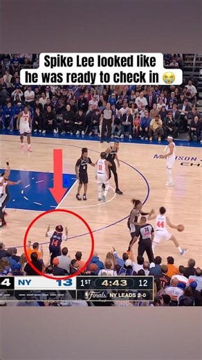 Spike Lee was ready to protect Brunson at ALL COSTS 🤣