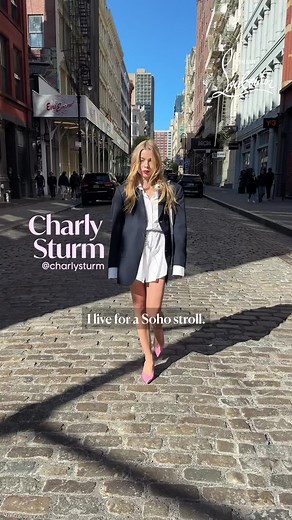 Charly Sturm is It Girl in Louboutin. A babes. @charlysturm