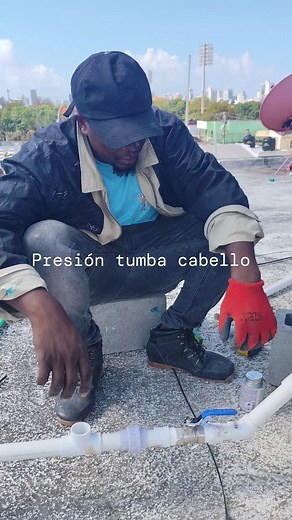 Aprende a instalar tú tinaco correctamente, para aumentar la presión de agua de tú hogar. #tinaco #plomeria #plomero #dgabrielplomerìa #alofoke #alofokemusic #alofokesincensura #yailin #lapiz | D Gabriel Plomería