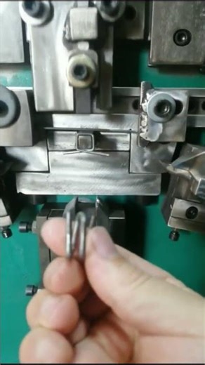 Corded strapping square type buckle making machine shipped to South Africa