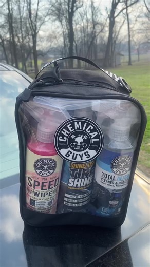 Effective Car Wash Tips to Remove Pollen