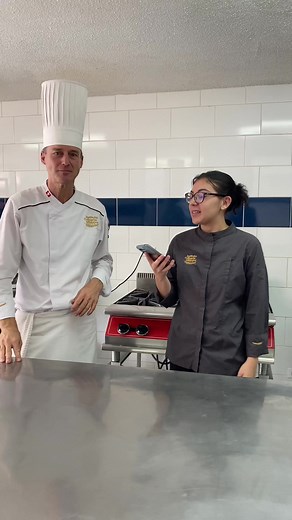 Ping pong con Chef Thomas.🏓👨🏼‍🍳 #soycheficum #cheflifestyle #foryou #parati #chef