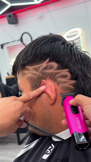 Barber in Hixson TN — Book Tavo Blades & Katanatechnique
