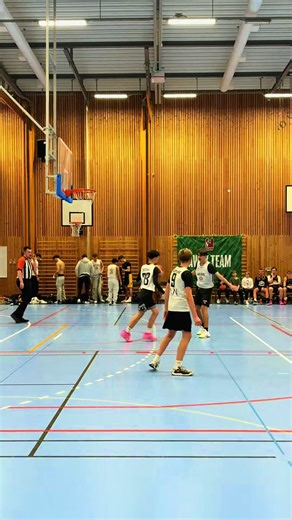 Mastering the Layup Technique in Basketball