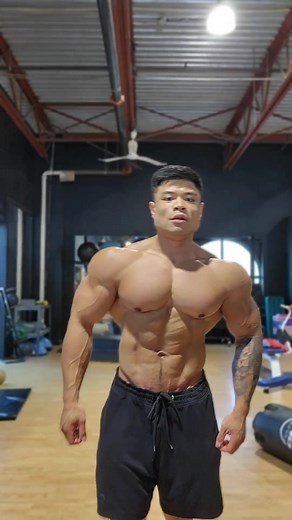 Asian Bodybuilder Muscle Flexing #4 #asian #bodybuilder #muscleflex #muscleflexing #pose