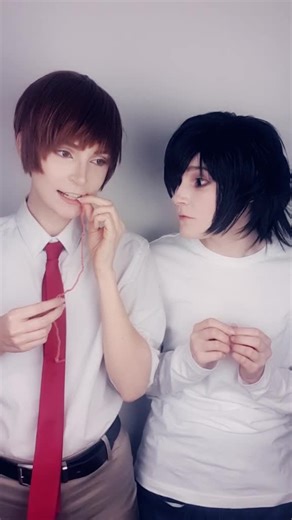 Death Note Cosplay: Light Yagami & L Characters