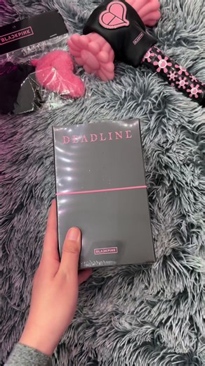 Unboxing the Deadline Album: Mood Light Ver. by BLACKPINK
