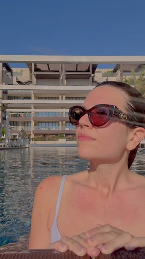 ravnoselofilmfestival on Instagram: "OSMI RAVNO SELO FILM FESTIVAL OD 26. DO 29. JUNA Selom i dalje kruže filmske priče 9. juna 2025 - Ravno Selo Film Festival, međunarodni festival prvog ili drugog filma, biće održan ove godine od 26. do 29. juna. Tradicionalno orijentisan ka mlađoj populaciji, festival nudi nadasve zanimljivu i sadržajnu koncepciju. Pored toga, polako ali sigurno ostvaruje jedan od inicijalnih ciljeva, a to je novi Dom kulture na mestu onog koji je nestao u požaru pre 9 godina