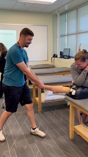 Joint_Reduction_Simulation_Lab on Instagram: "Practice the FARES technique on a Shoulder Dislocation Simulator. How can you perfect your technique? For workshop inquiries, please reach out to toki@mn-medical.com! https://alnk.to/5Q5MlRs"