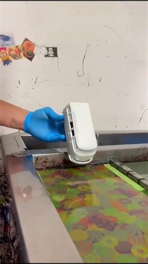 🚌🎨 “Riya’s Muddy Bus Turned Stylish — Thanks to Papa’s Hydro Magic!” 😍✨