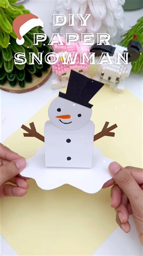 Try this Super Easy Snowman ⛄️ Idea From Paper #diy #craft #shorts #trendingshorts #christmas