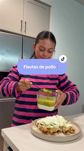 Flautas de pollo