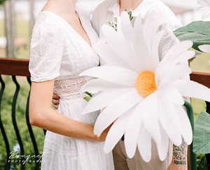 Giant Daisy PDF, Crepe Paper Daisy, Daisy Template, DIY Flower, Handmade Flower, Baby Shower Decor, Bridal Shower Decor, Birthday Decor - Etsy