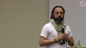 73K views · 1.3K reactions | La #massacritica che innesca il cambiamento si raggiunge grazie all'1% delle persone che prendendo consapevolezza, mutano il loro ambiente attraverso la #coscienza e le #azioni. Fai anche tu parte di quell'1%? Unisciti a noi in questa folle impresa, scopri unaltromondo.tv nei commenti  | Thomas Torelli | Facebook