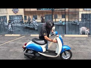 Pre-Owned 2009 Honda Metropolitan