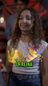Larissa y Danae llevan la misma blusa a la fiesta 😰 (PARTE 1/7) #Originales #LaRosaDeGuadalupe | La Rosa de Guadalupe