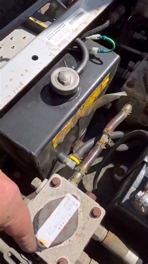Bypass #smallenginemechanic #smallenginerepair #mowerrepair